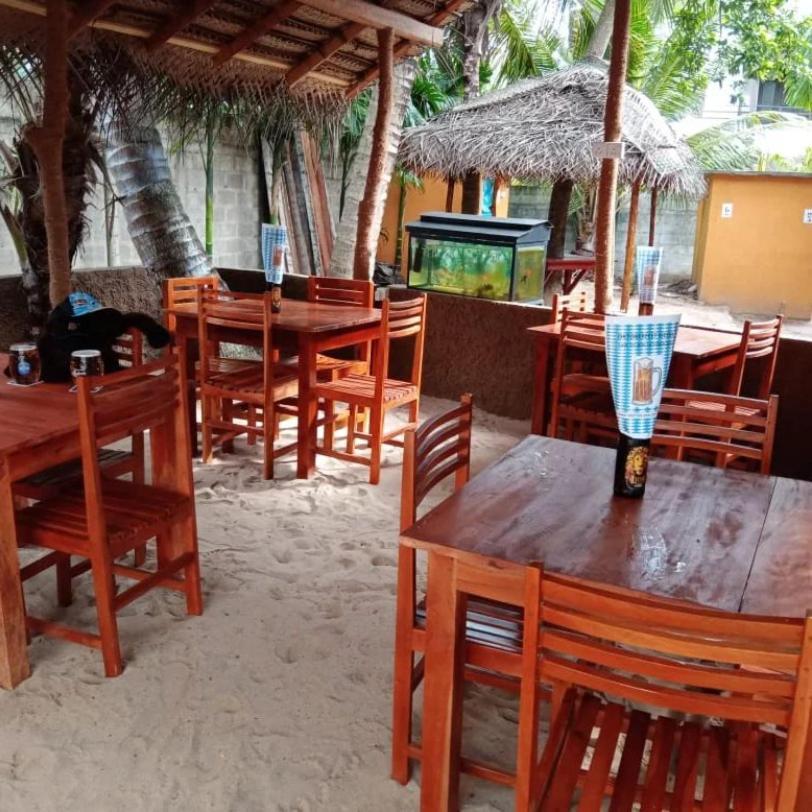 Menaka Homestay Tangalle Luaran gambar